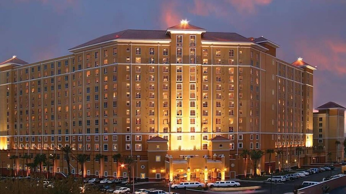 Las Vegas Condo | 2br Deluxe Grand Desert Condo w/Las Vegas attractions!