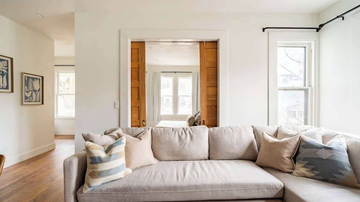 Uptown House | 2BR Flat - Walk to NW 23rd Shops & Cafes