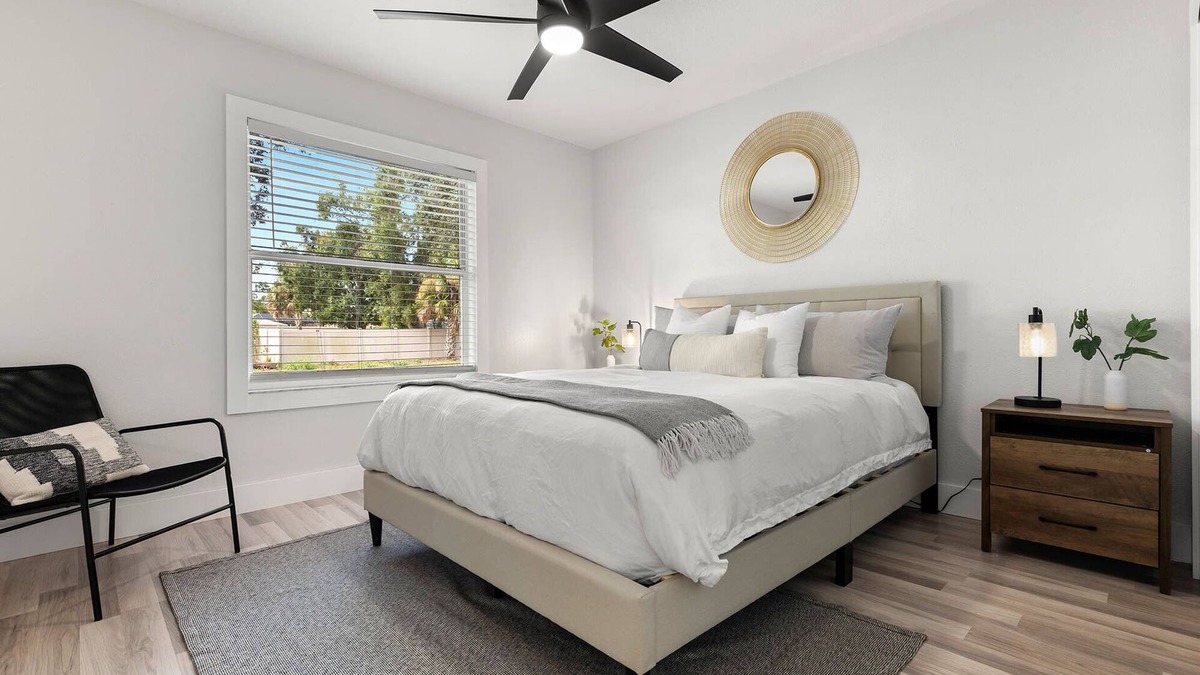 Bay Acres House | 2BR Florida Home Near the Shore!
