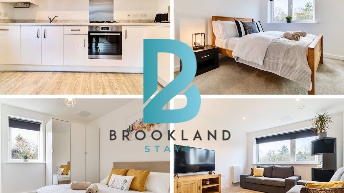 Welwyn Garden City Apartment | 2BR Furnished l Parking l Wi-Fi