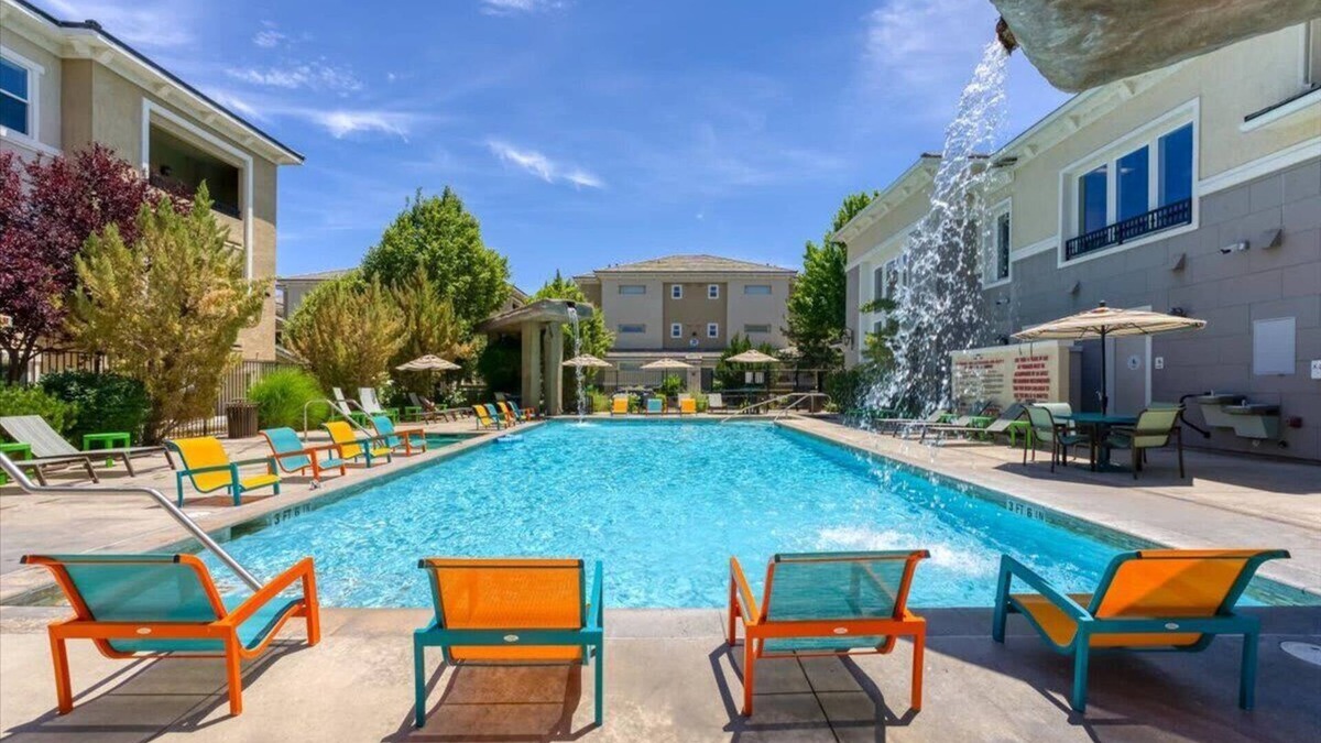 Reno/Tahoe Airport Apartment | 2BR Getaway Pool, Gym, Basketball Court & Theater