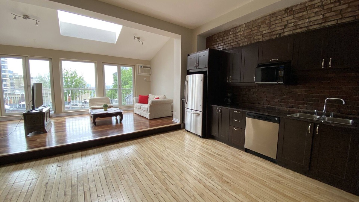 Golden Square Mile Condo | 2BR Historic Luxury Retreat in the Heart of Golden Square Mile Downtown Montreal