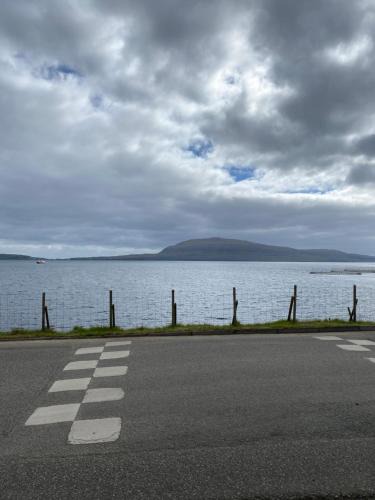 Streymoy Apartment | 2BR Home with Sea Views and Parking - Tórshavn