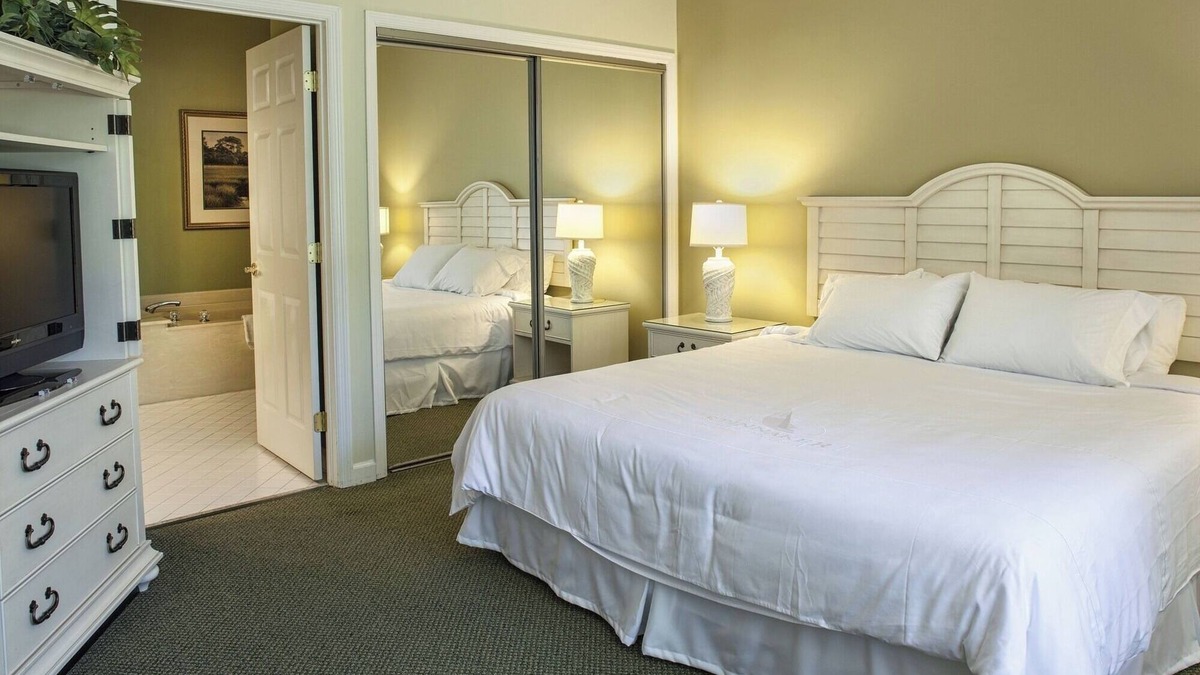 Shipyard Plantation Villa | 2BR Island Getaway w/Pool, BBQ Area & Easy Ride to Hilton Head Beaches