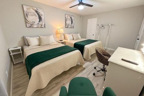 West Arlington Apartment | 2BR King and Queen beds Games Stadium 6Flags Airport