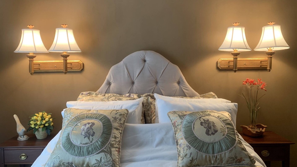 Greenville House | 2BR Luxurious Suite monthly rental in the Center of Greenville