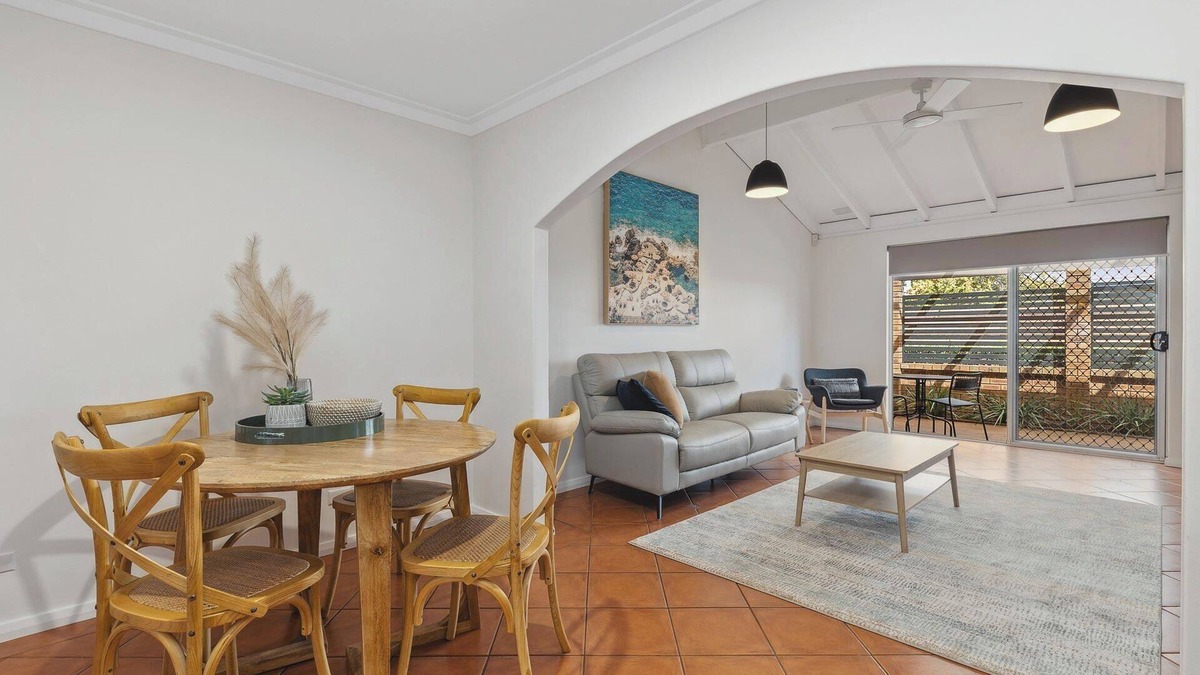 Inglewood Villa | 2BR Modern Haven in Inglewood