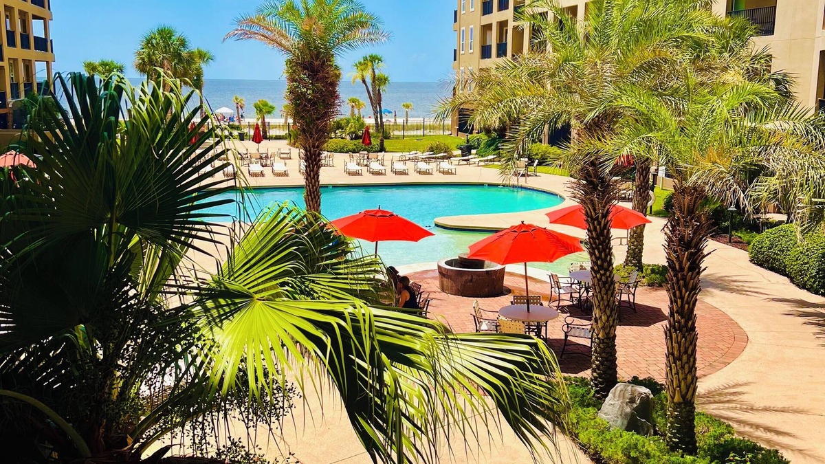 Henderson Point Condo | 2BR Newly Renovated, Luxury Beach-Side Condo in Beautiful Pass Christian, MS.