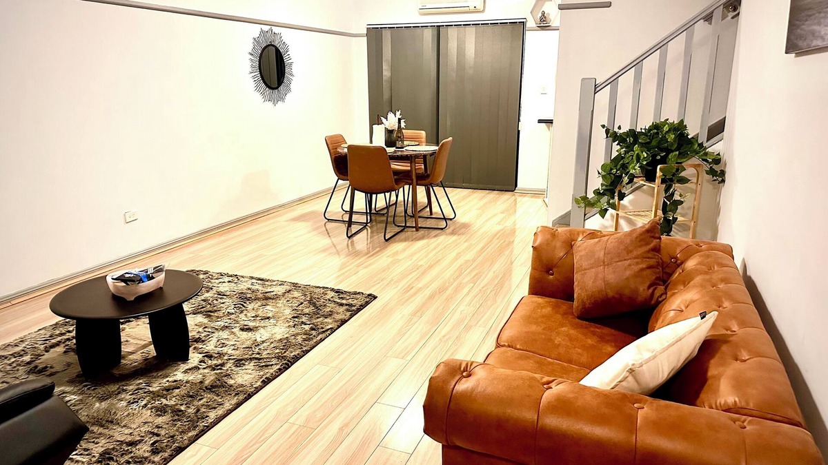 Northmead House | 2BR Northmead | Free Parking | Near Hospital & M2