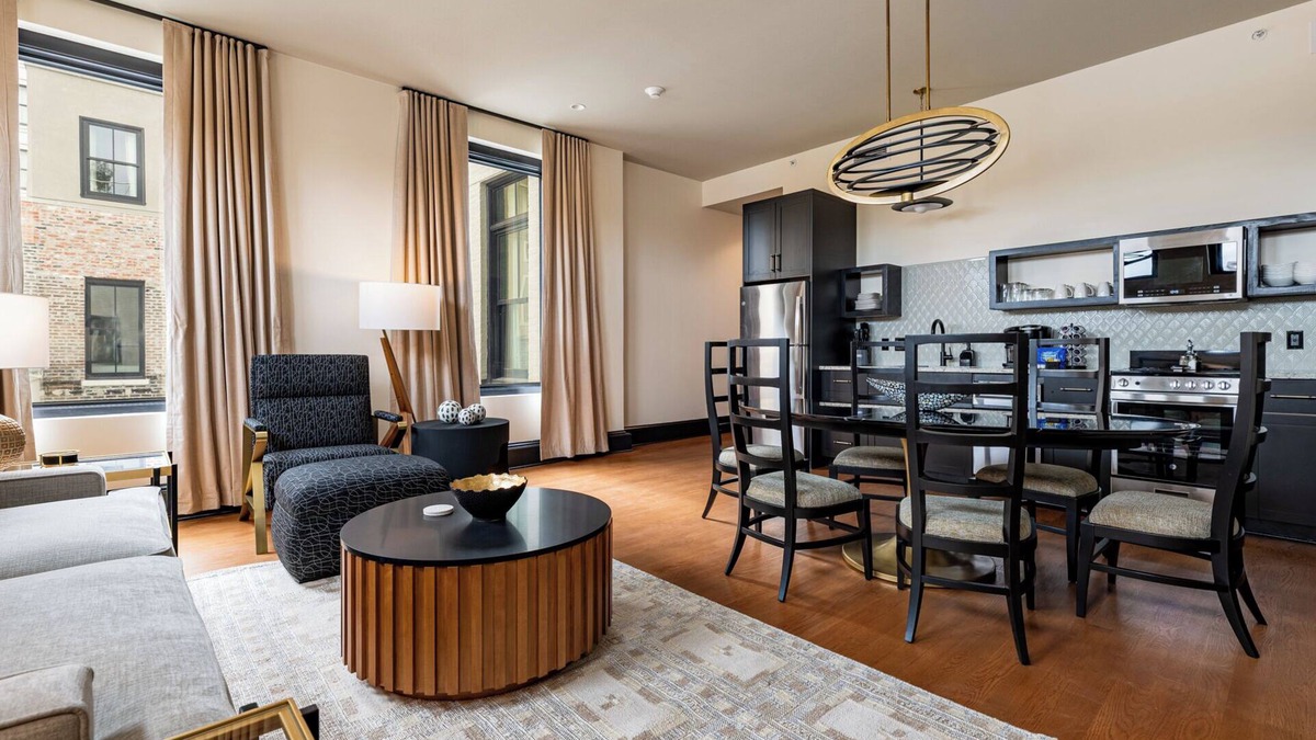 Iberville Hotel | 2BR Rare Find! Rooftop w/Skyline Views | The Mayfair