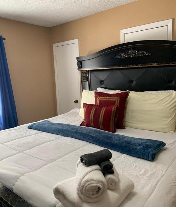 Stone Mountain House | 2BRCozyStone Mountain Villa -Mins to Historic Stm Park