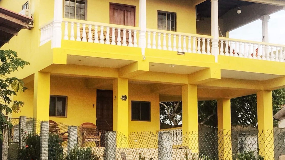 Las Tablas Apartment | 2nd Floor Beach House Apartment just steps from the beach!