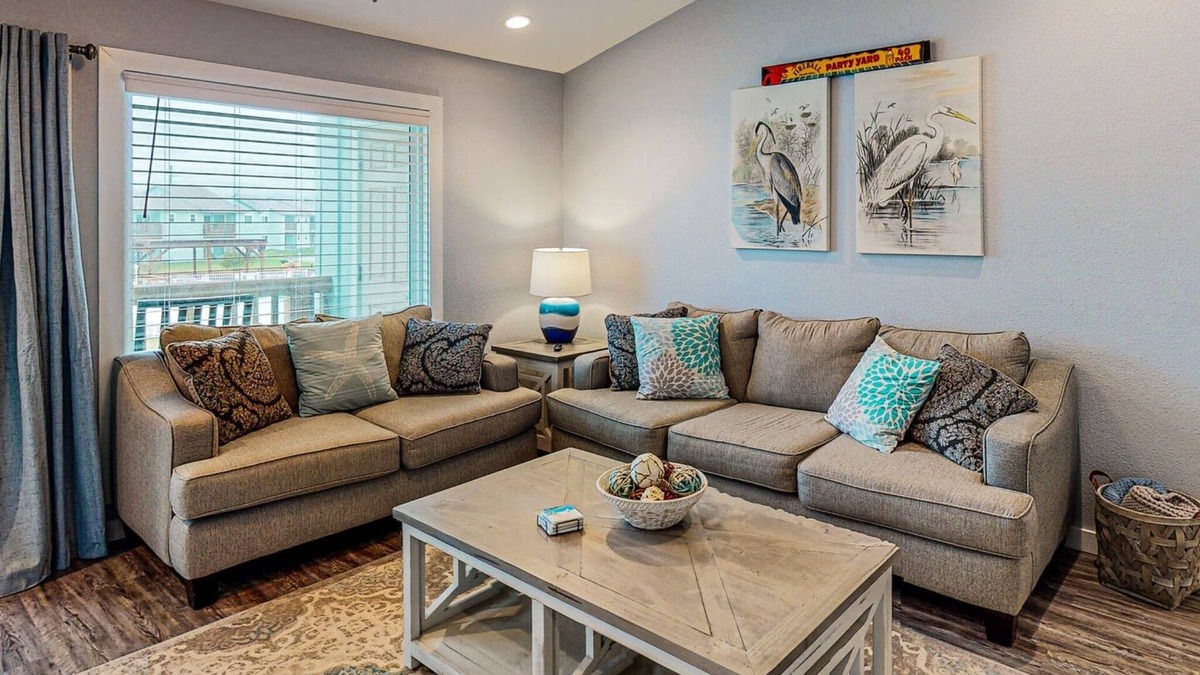 Port Aransas Condo | 2nd Floor, Shared Pool, Pet Friendly, Golf Cart Access