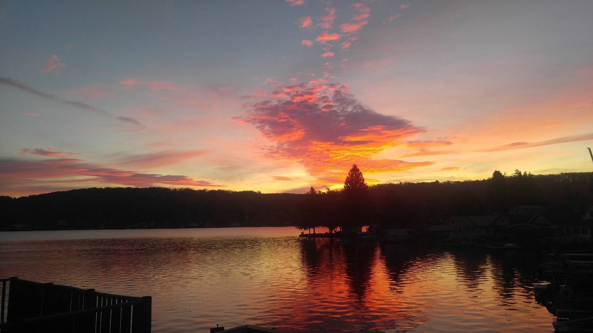 Lime Lake-Machias Cottage | 3 1/2 Bedroom 1 + 1/2 Bath Family Lakefront Cottage on Lime Lake Near E-ville