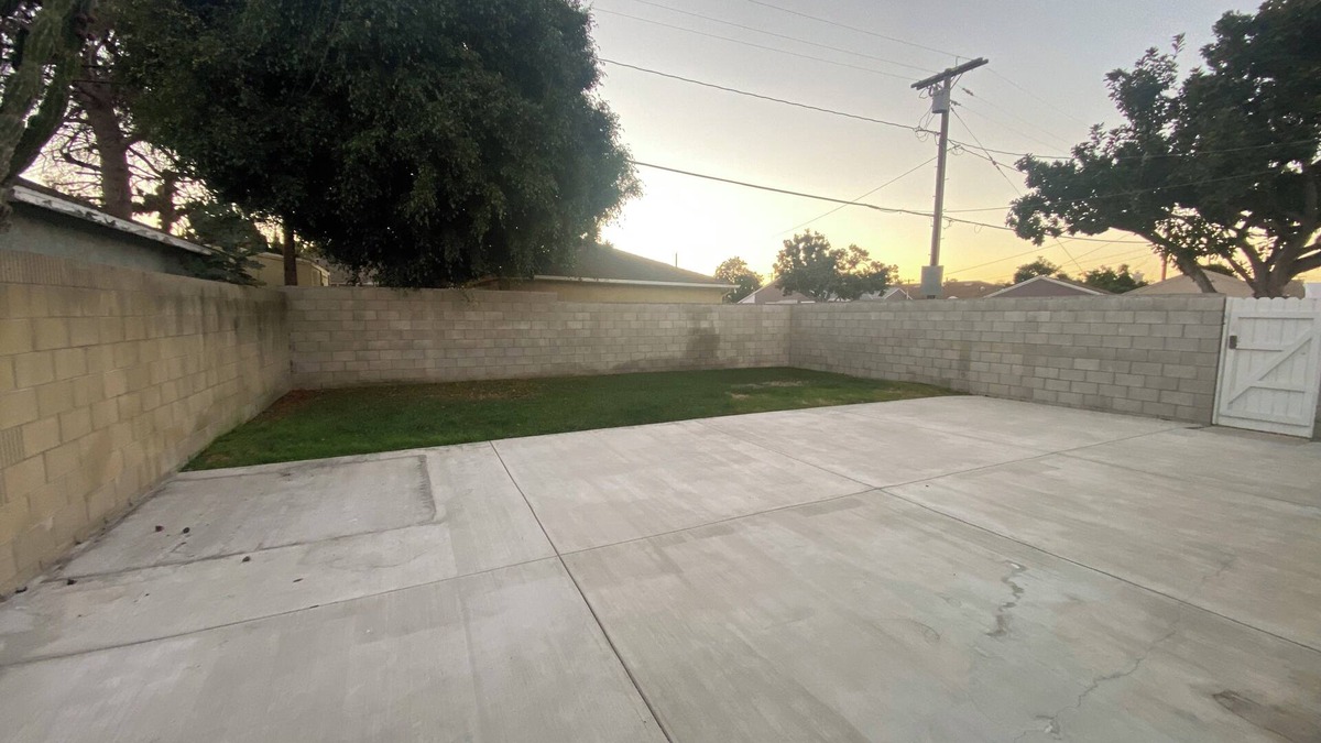 Hawthorne House | 3/2 house in quiet neighborhood close to beach cities, SoFi and Intuit Dome
