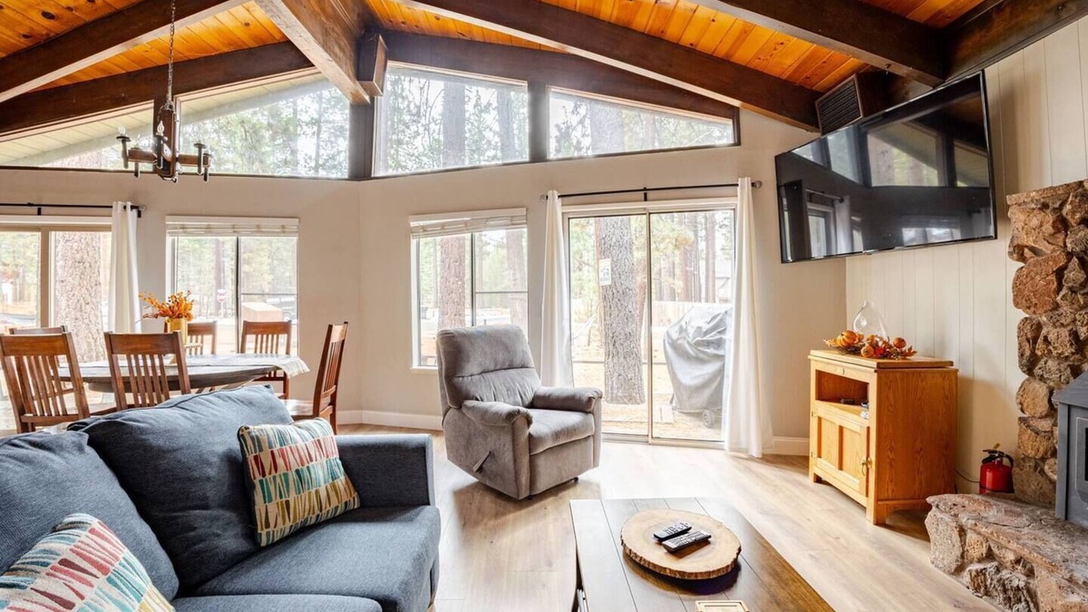 Black Bart Cabin | 3/2, Sleeps 6 (5 beds), Close To Heavenly/Casinos