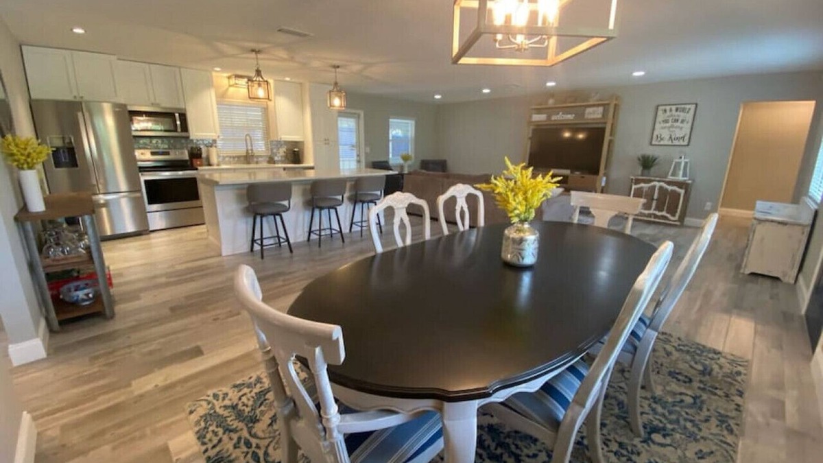 Crystal River House | 3/2 with hot tub, game room & boat slip
