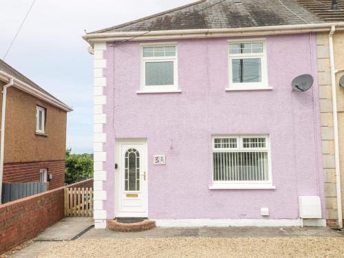 Llanelli House | 3 Aelybryn