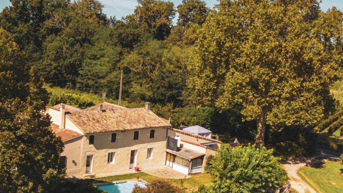 Cars House | 3 apartments with private pool and Jacuzzi