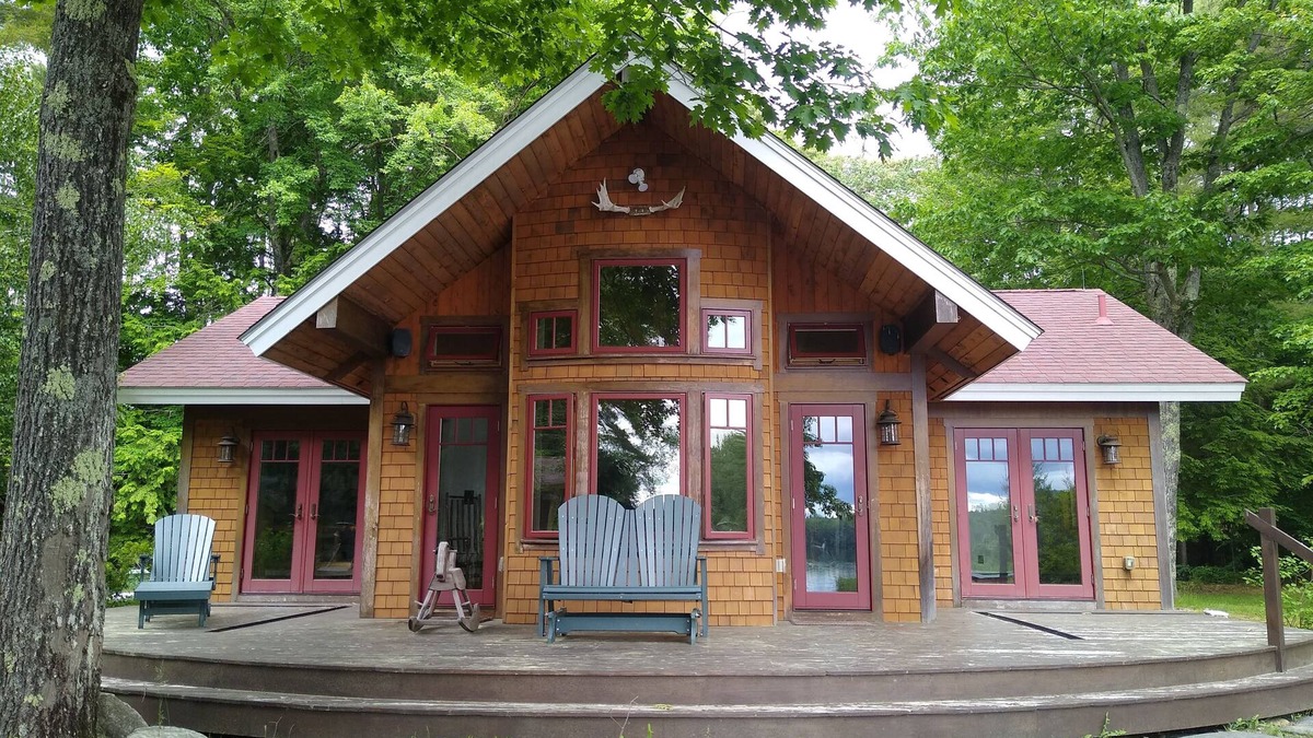 Rindge House | 3 Beautiful Finnish Cabins with Sauna on Lake Monomonac