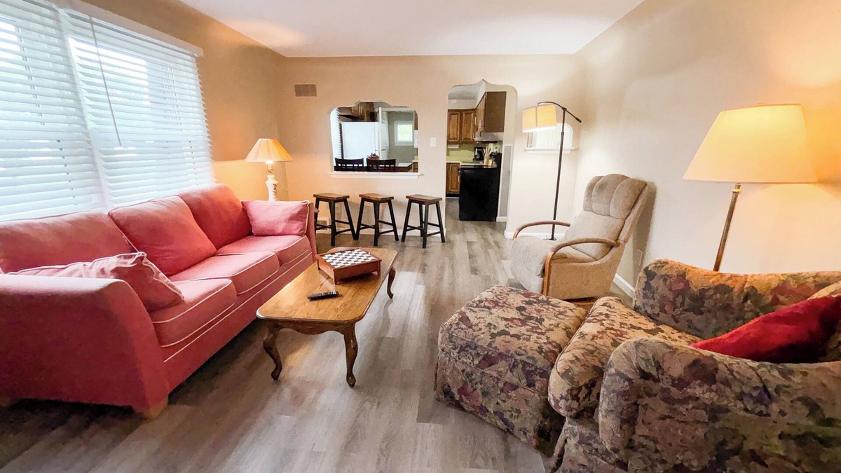 Anchor Bay Harbor House | 3 Bed, 1 Bath, Sleeps 9, Boat Well Included, Near Boat Launch, Renovated, NEW