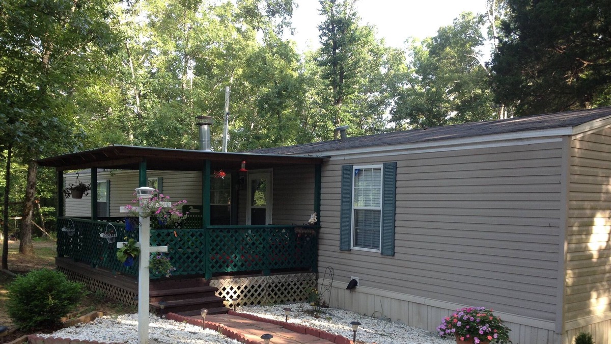 Tumbling Shoals House | 3 Bed/ 2 Bath About a Mile from Old Hwy. 25 Boat Ramp