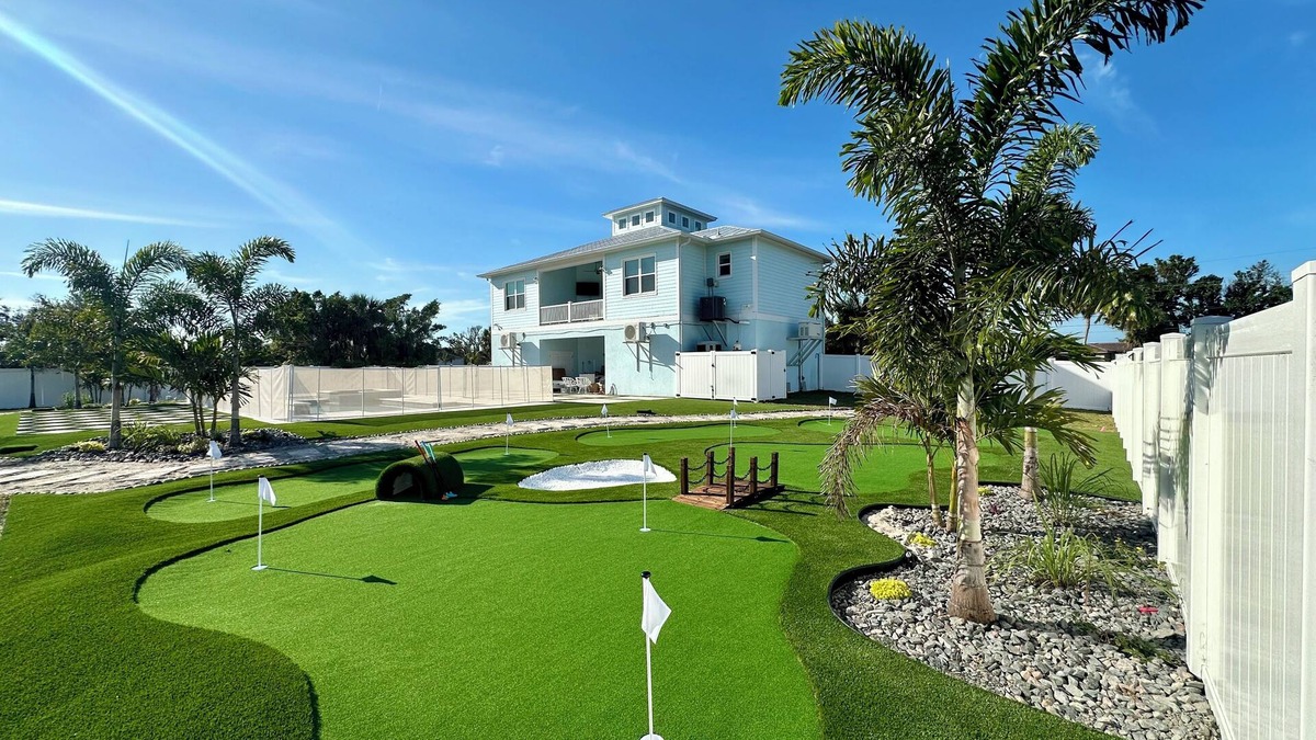Cape Haze House | 3 bed 2 bath Beach House near Boca Grande with Pool + Sauna + Spa + Mini Golf