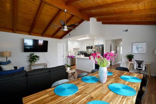 Linda Vista House | 3 bed 2 bath Big back yard Centrally located in SD
