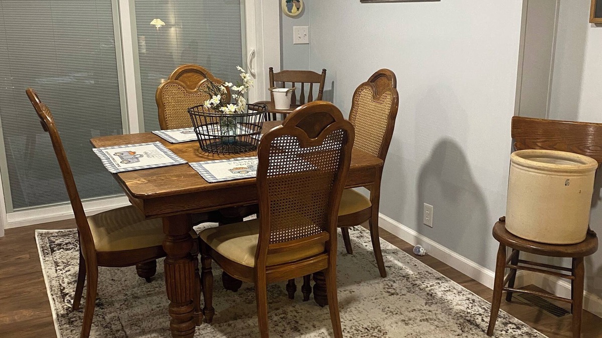 Union House | 3 Bed, 2 Bath Full Home - Dog Friendly, Purina, Six Flags