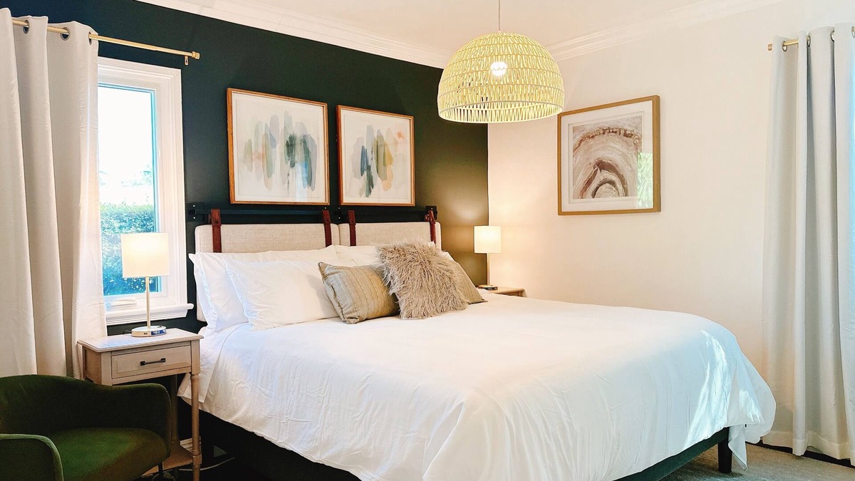 Monrovia House | 3 Bed, 2 Bath Home in Monrovia - Near Pasadena and Hiking Trails