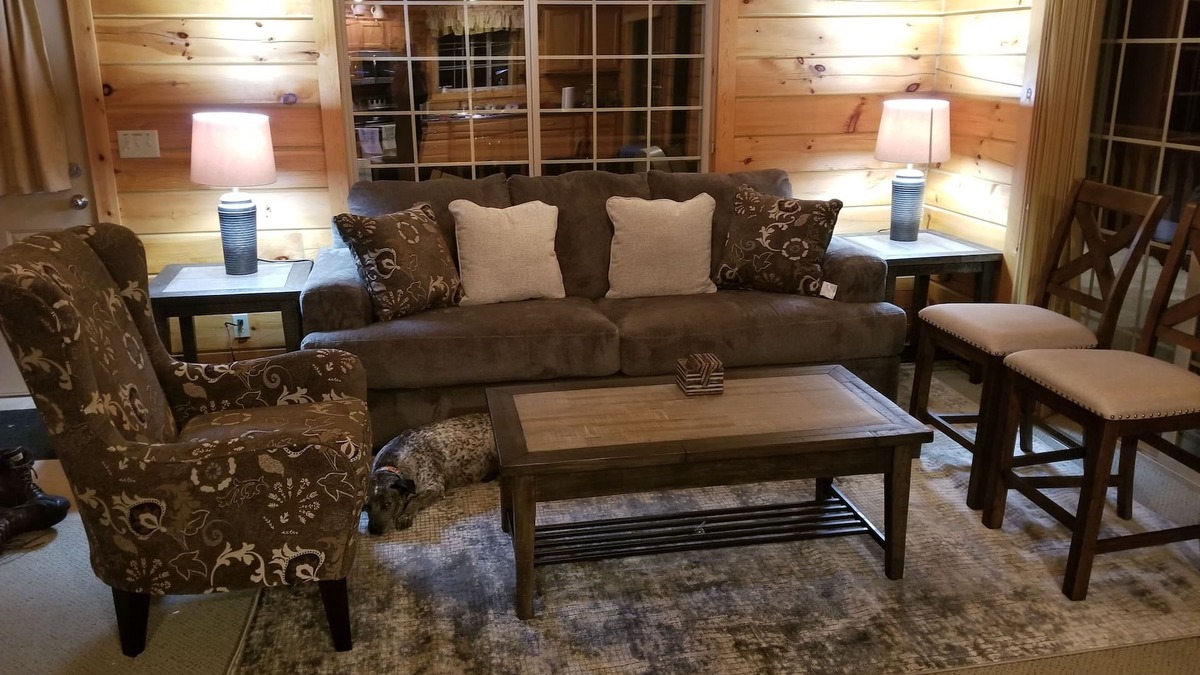 Iron River House | 3 bed/2 bath, Pet friendly Log Lakehouse on 5 acres. Private and &nrelaxing.