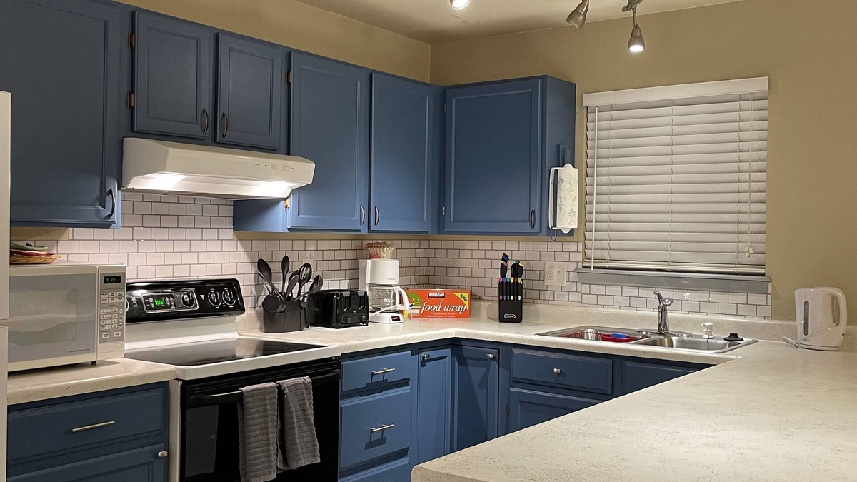 Briargate House | 3 Bed 2 Bath Townhouse In A Great School District.