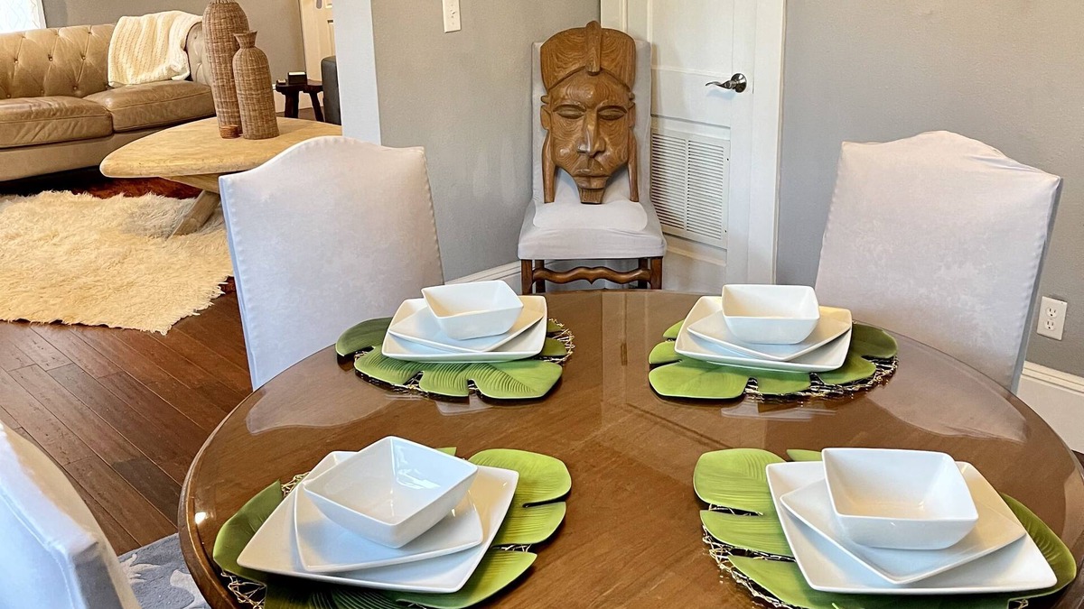 Springfield House | 3-bed Historic home minutes to EverBank Stadium in Springfield