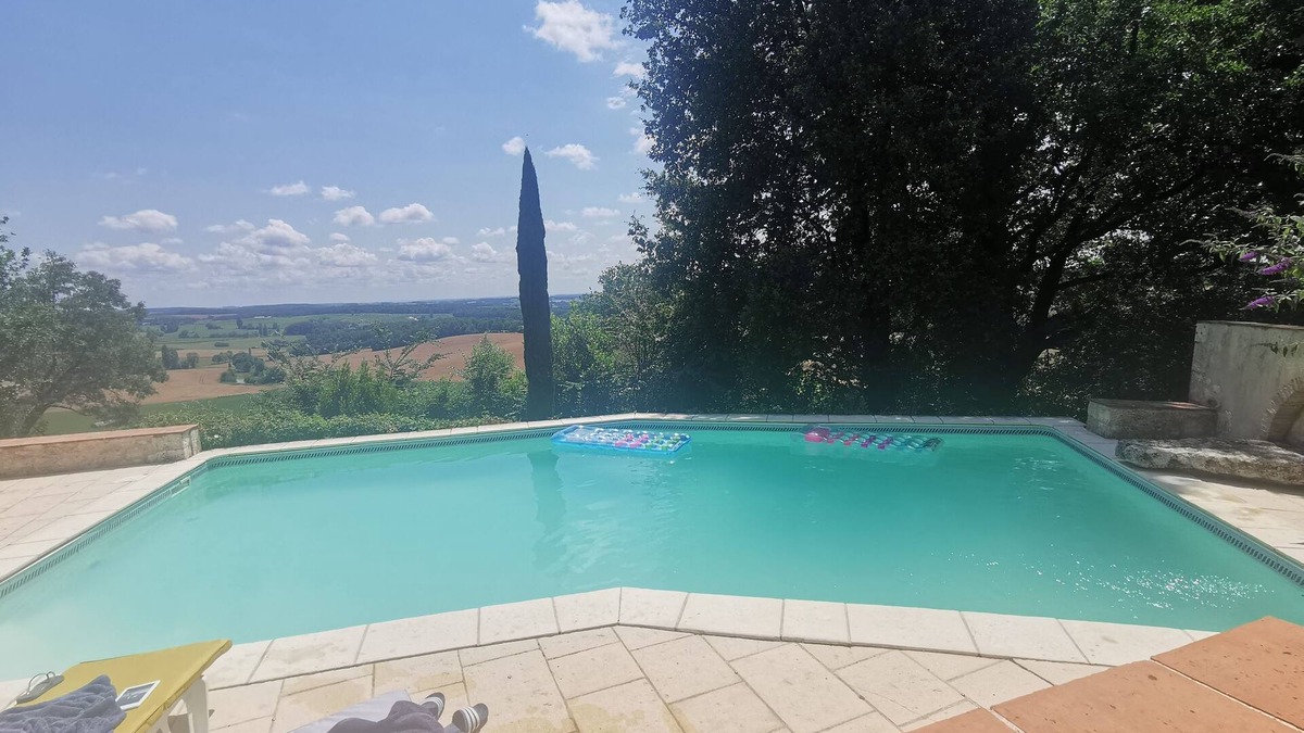 Loubezs-Bernac House | 3 Bed House in Loubes Bernac with amazing views