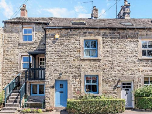 Baslow House | 3 Bed in Baslow PK908