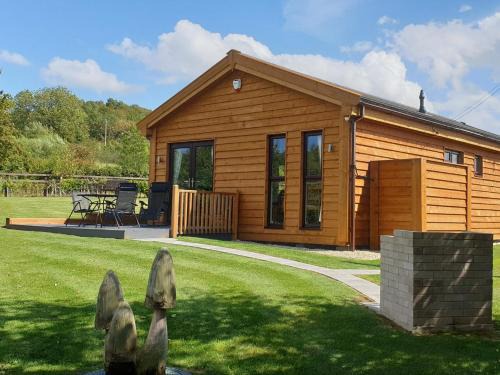 Moorlinch House | 3 Bed in Moorlinch 56284