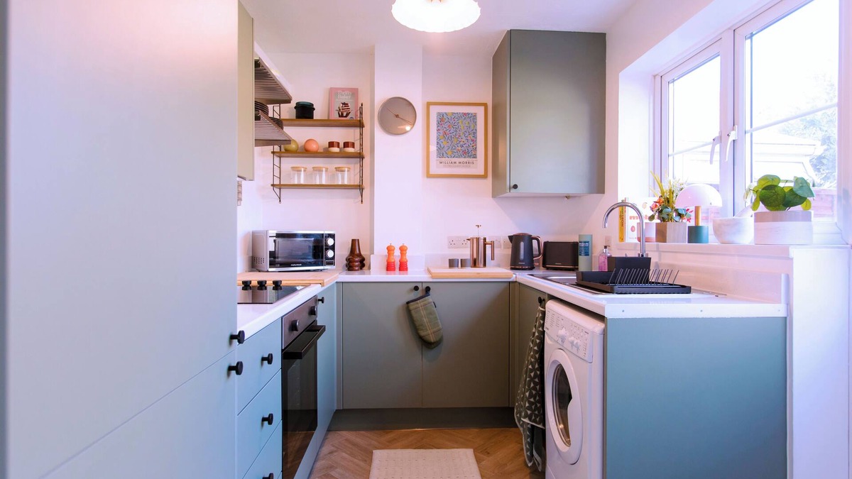 Thames House | 3-Bed Sanctuary, Free Parking - Barking Riverside