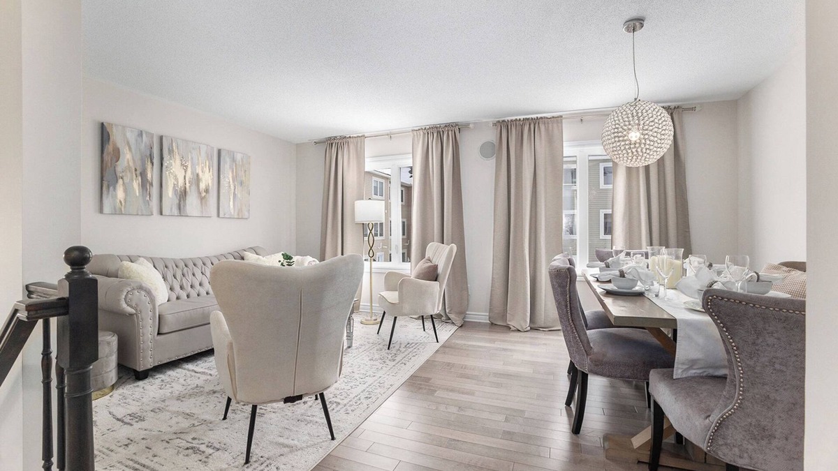 Ottawa Division House | 3 bedroom 2.5 Bath house- Short-term