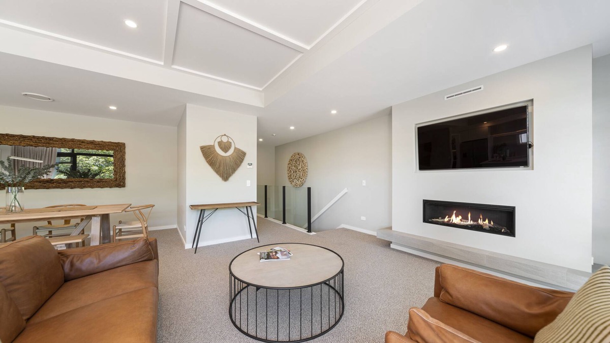 Wharewaka Apartment | 3 bedroom, 2.5 bathrooms, modern townhouse in new subdivision