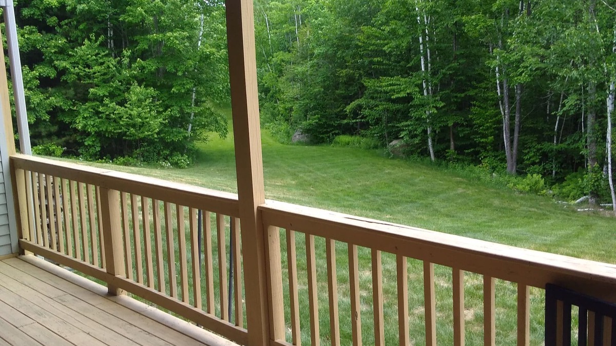 North Conway Condo | 3 Bedroom 2 bath Condo in N. Conway, In a quiet, family friendly neighborhood.