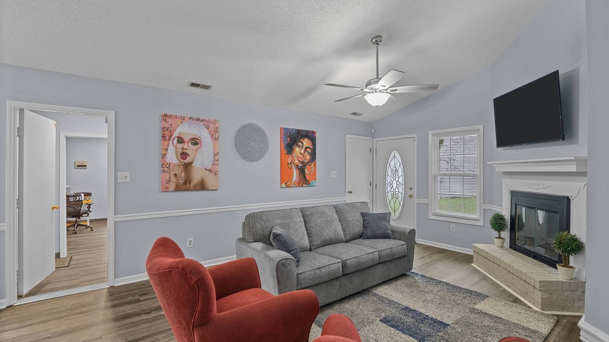 New Bern House | 3 bedroom, 2 bath Paradise Awaits