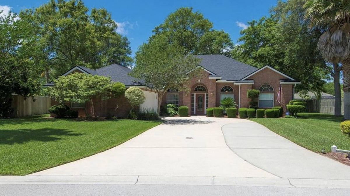 Yulee House | 3 bedroom, 2 baths, big yard, quite neighborhood