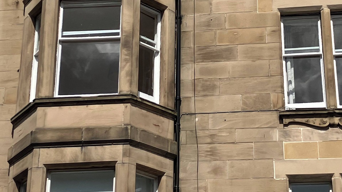 Morningside Apartment | 3-bedroom, 2nd flr flat with WiFi in much loved district of enchanting Edinburgh