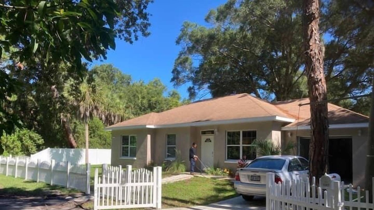 Bayou Oaks Apartment | 3 Bedroom 685606 by Houzlet
