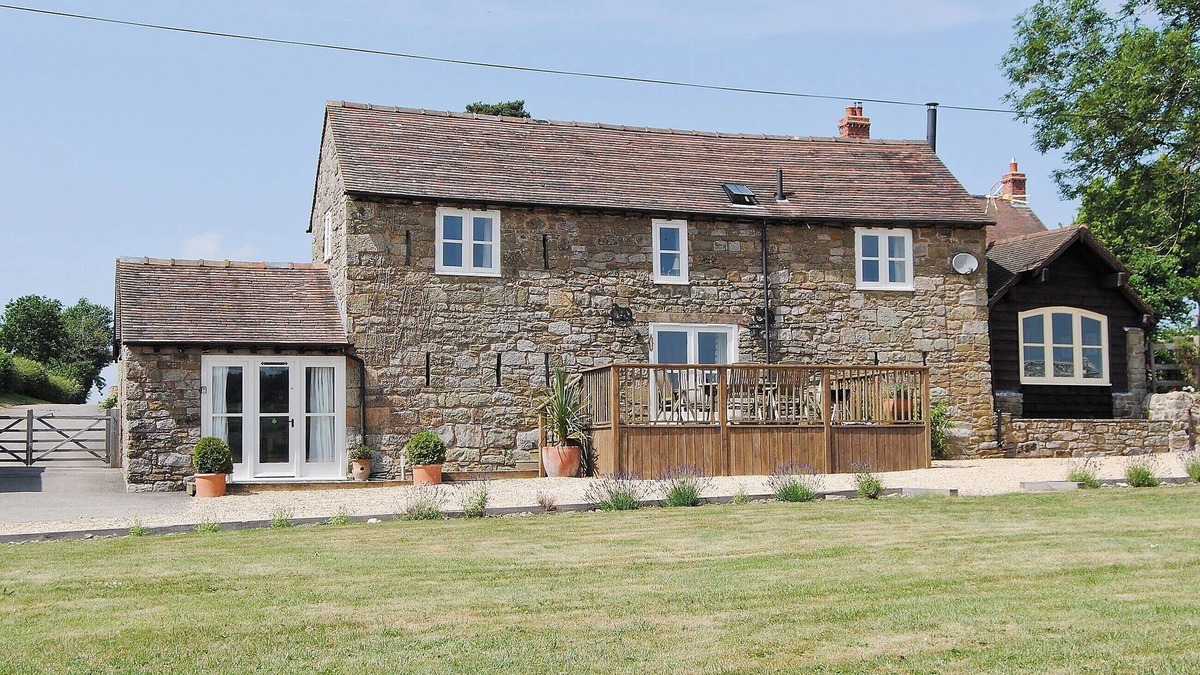 Wall-under-heywood Cottage | 3 bedroom accommodation in Broome Chatwall, near Church Stretton