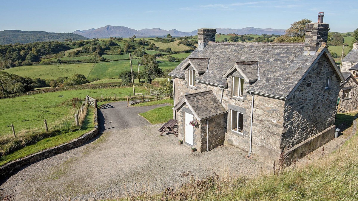 Betws-Y-Coed Cottage | 3 bedroom accommodation in Near Betws-y-Coed