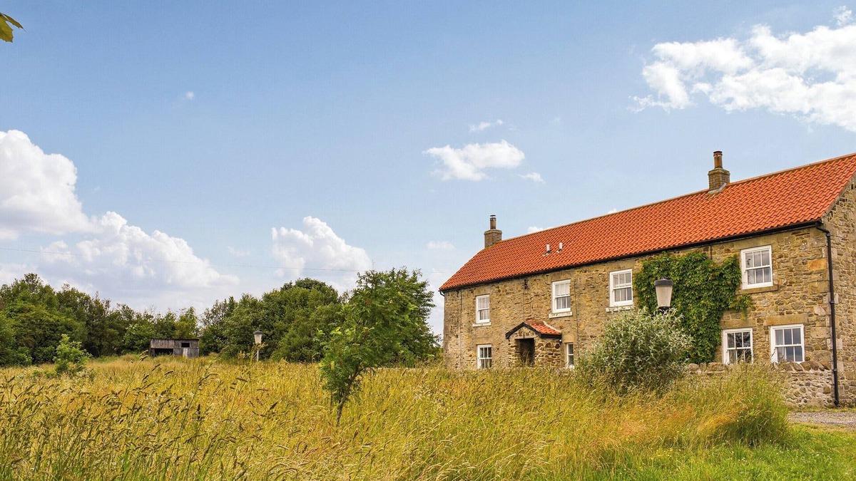North Bitchburn Cottage | 3 bedroom accommodation in Southside, Butterknowle