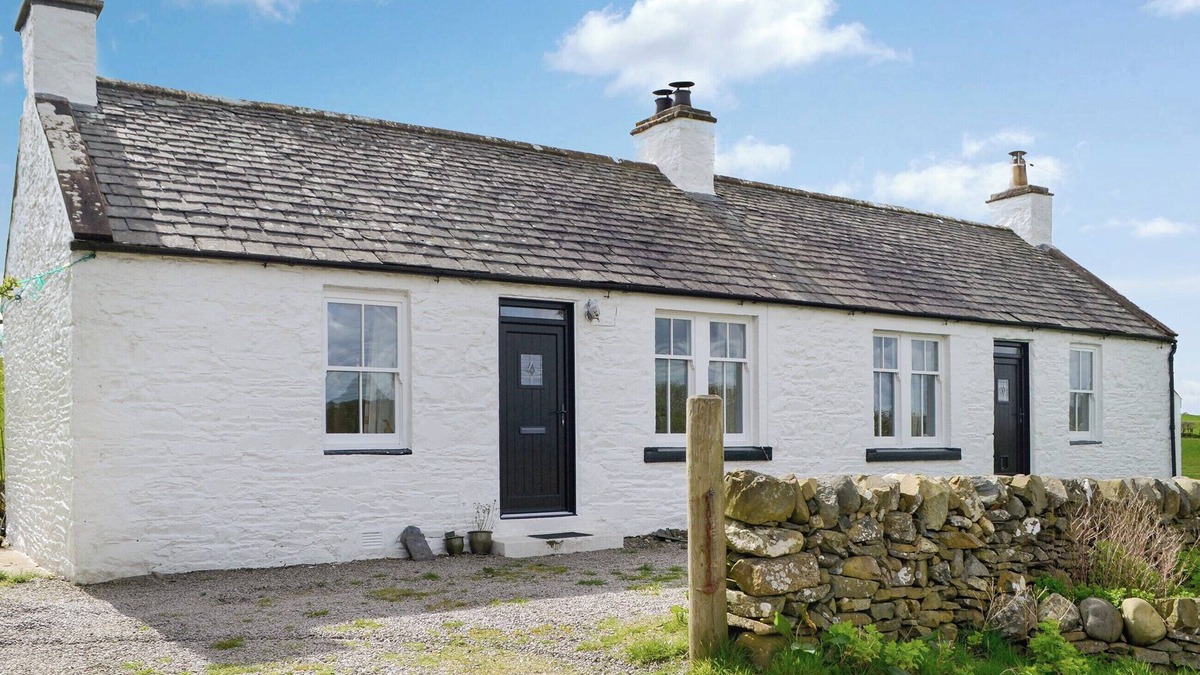 Castle Douglas Cottage | 3 bedroom accommodation in Castle Douglas