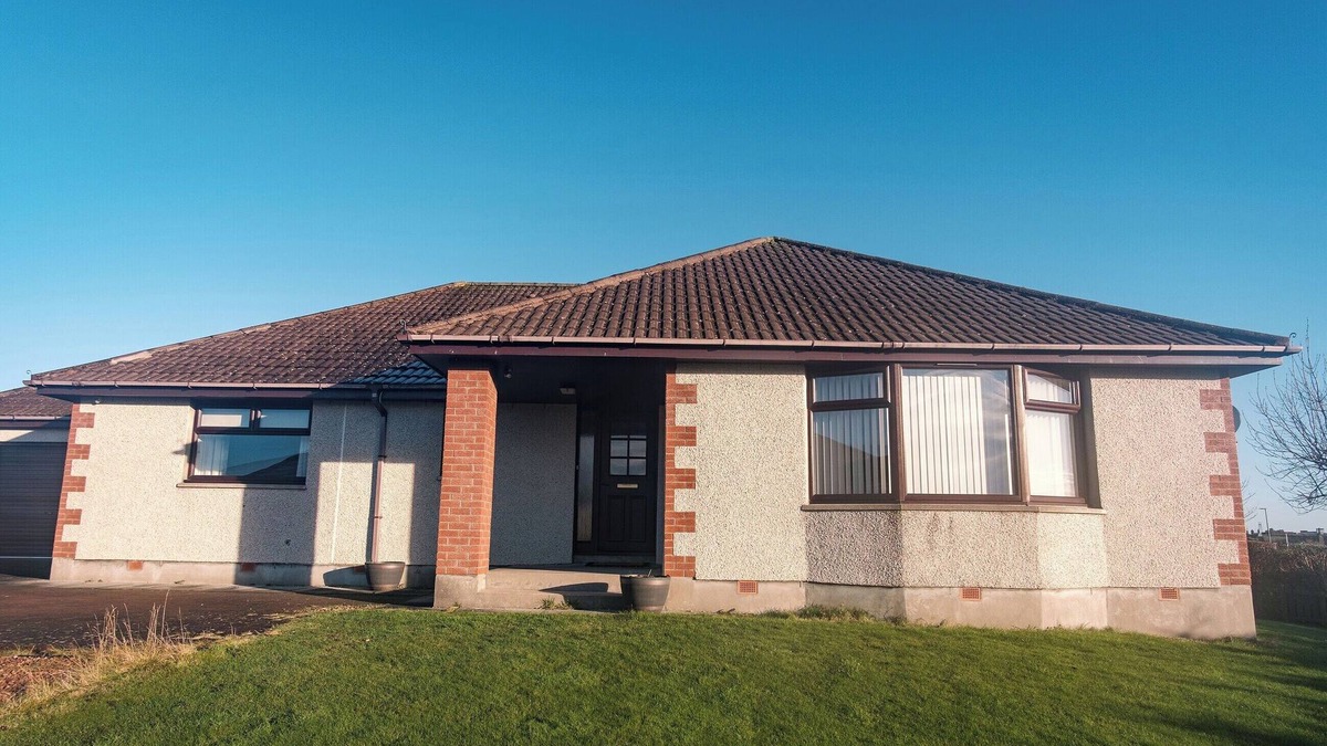 Cromarty Firth Cottage | 3 bedroom accommodation in Invergordon, near All Black Isle