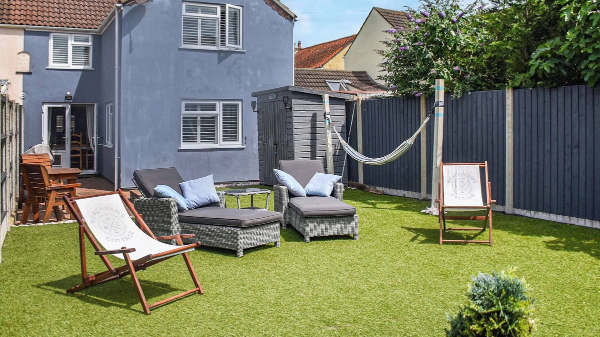 Caister-on-Sea Cottage | 3 bedroom accommodation in Great Yarmouth